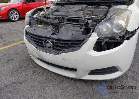 2013 Nissan Altima 2.5 S z USA, uszkodzony, nr VIN 1N4AL2EP5DC195861